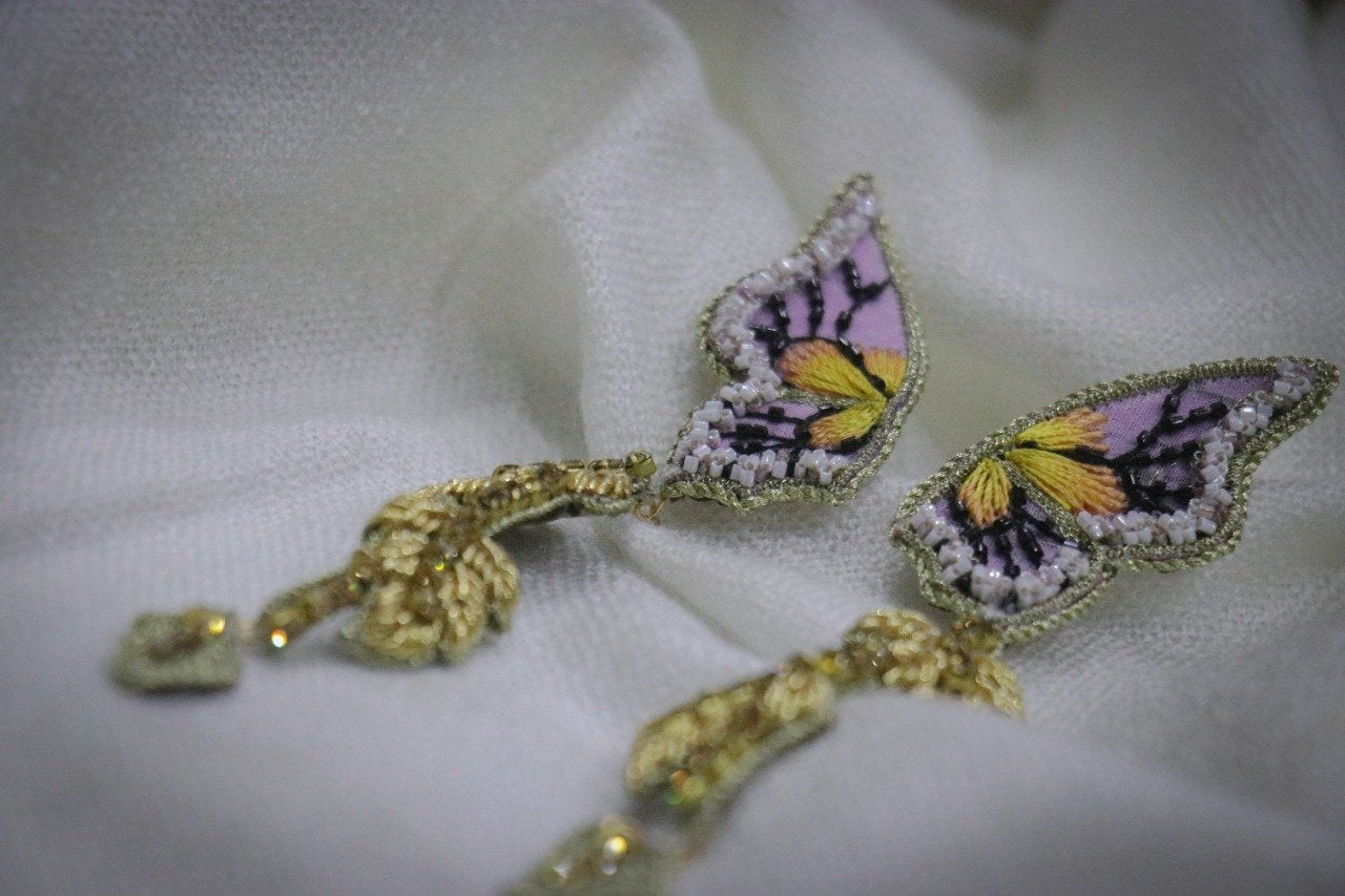 BUTTERFLY EARRINGS